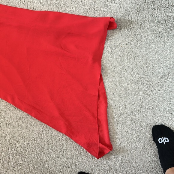 NEW WITH TAGS, SMALL, rag&bone, silky material, excellent condition. No flaws - Picture 6 of 11